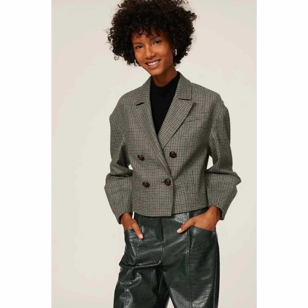 Veronica Beard Sybille Crop Double Breasted Blazer in Houndstooth